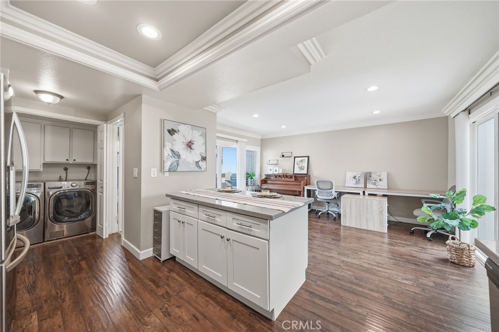 259 Scenic Way Brea, CA 92821 - Photo 14 of 62 a kitchen with a sink and cabinets