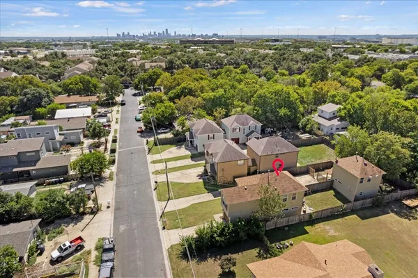 $445,000 | 6916 Meador Avenue, Austin, TX 78752