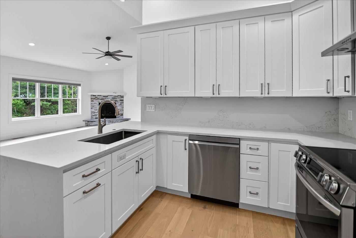 80 Oak Ridge Trail Deerfield, WI 53531 - Photo 19 of 63
