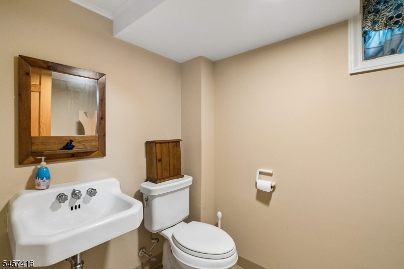 300 Oak Ridge Avenue Summit, NJ 07901 - Photo 21 of 47 Gallery Image 21