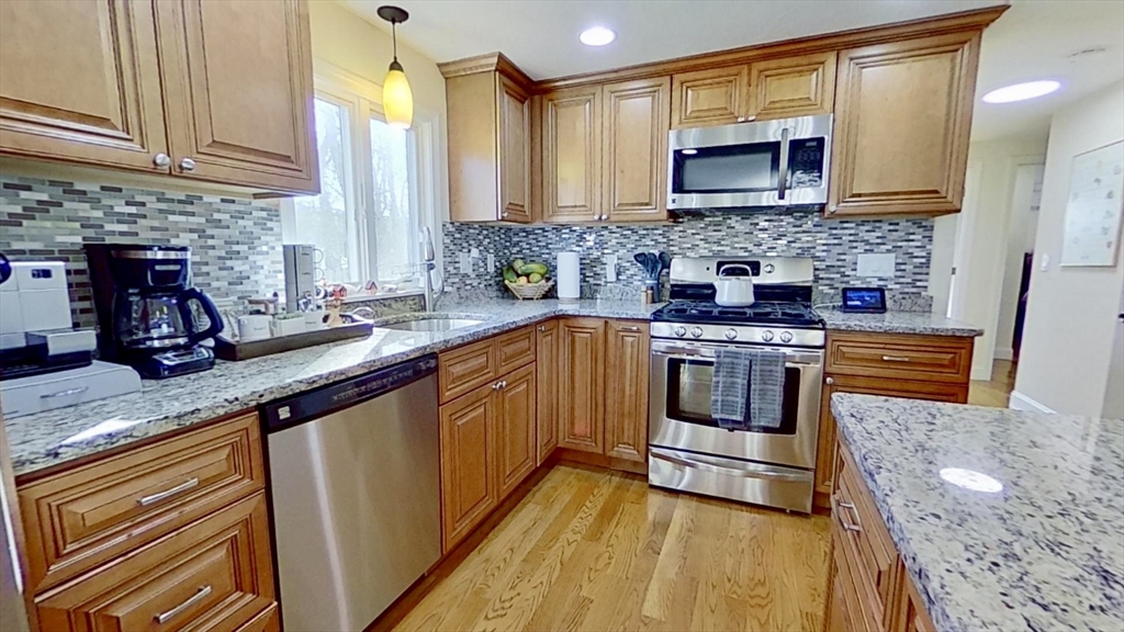 81 Sterling Road Barnstable, MA 02601 - Photo 12 of 42