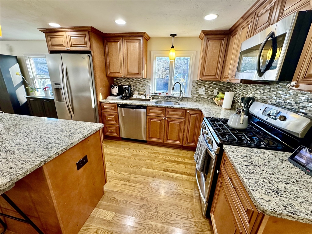 81 Sterling Road Barnstable, MA 02601 - Photo 13 of 42