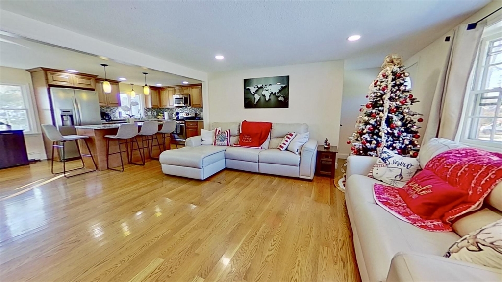 81 Sterling Road Barnstable, MA 02601 - Photo 2 of 42