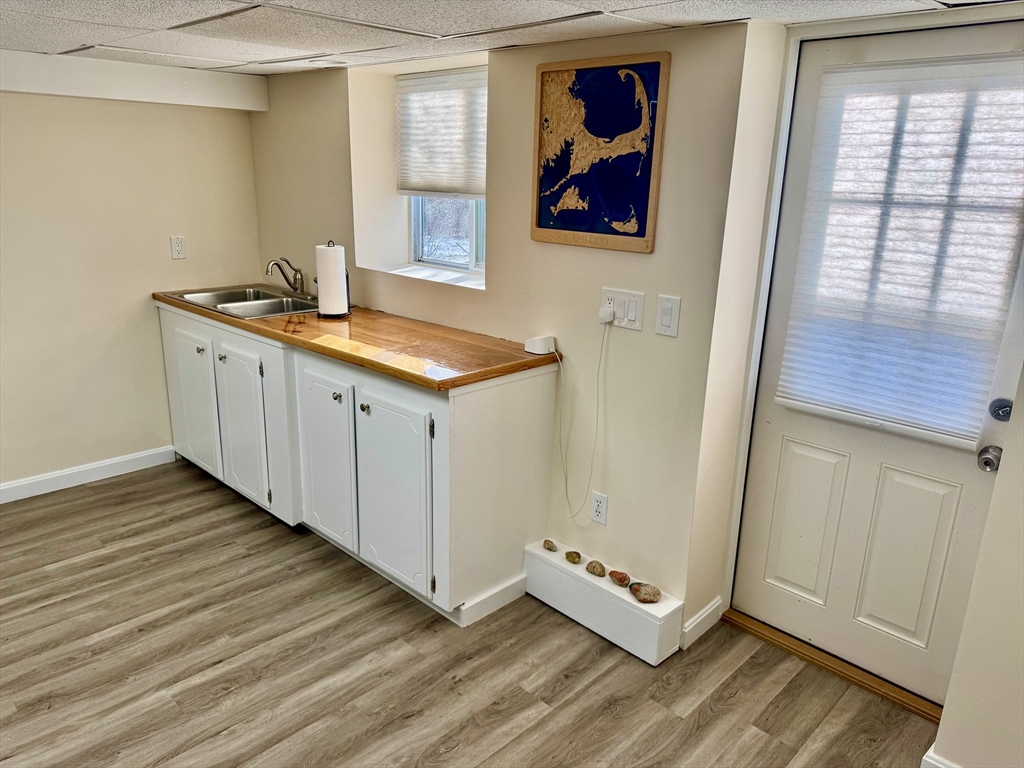 81 Sterling Road Barnstable, MA 02601 - Photo 30 of 42