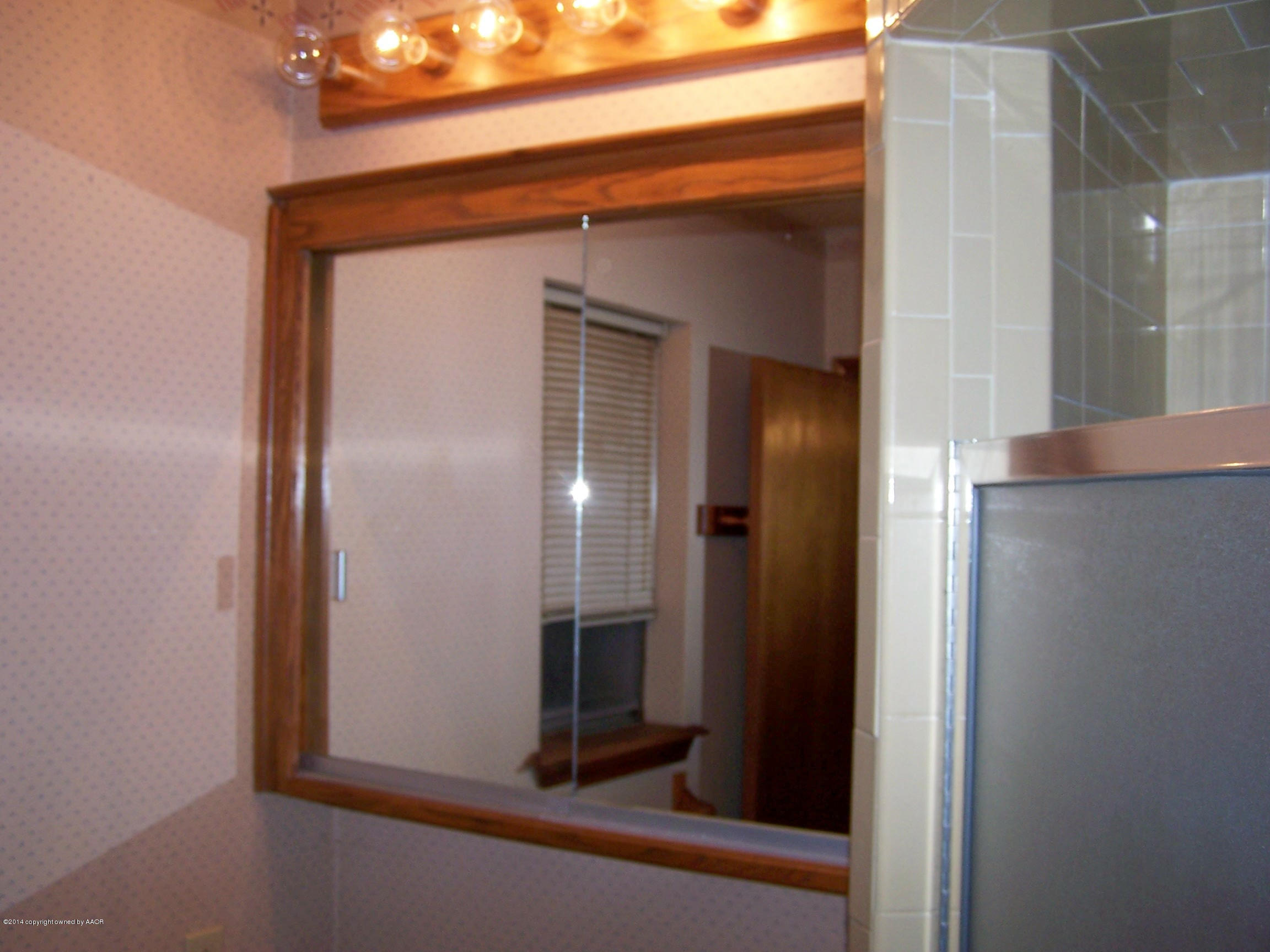 4402 Ridgecrest Circle Amarillo, TX 79109 - Photo 11 of 17 Master Bathroom