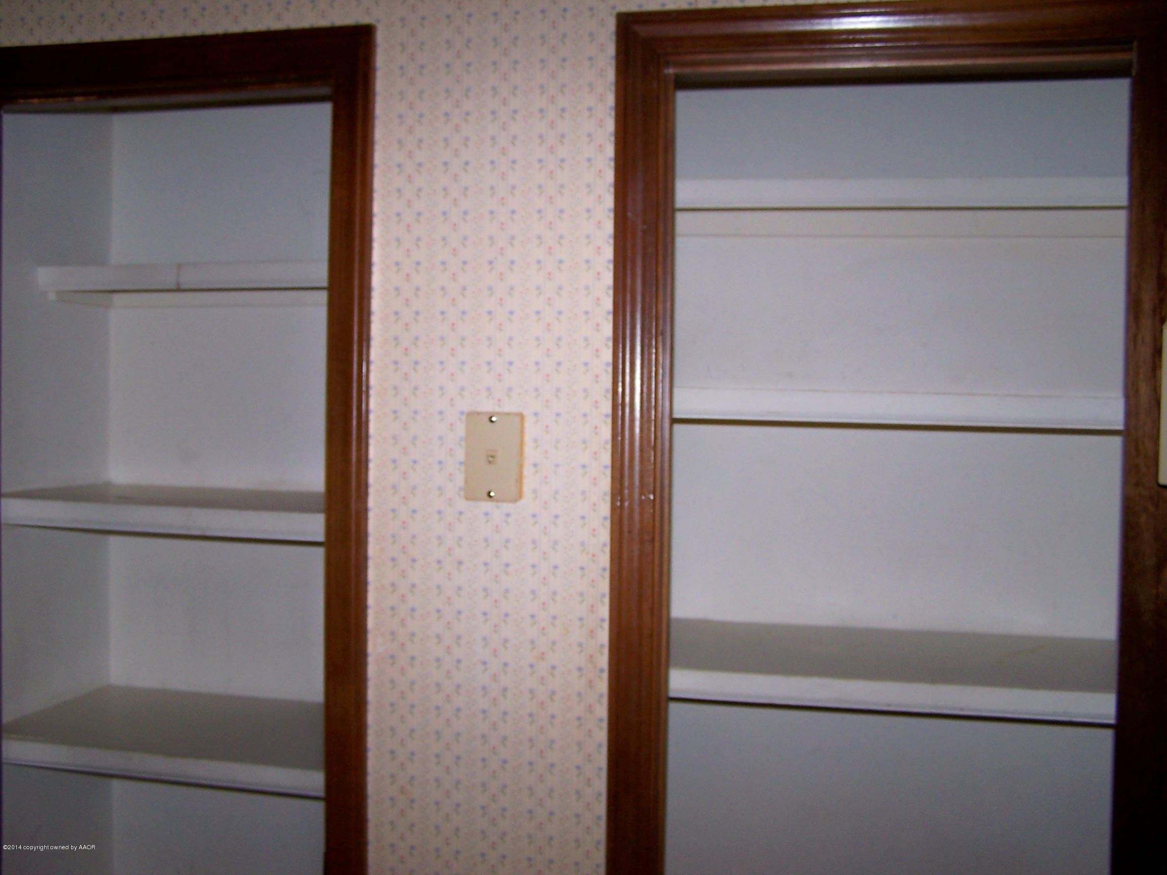4402 Ridgecrest Circle Amarillo, TX 79109 - Photo 6 of 17 Pantries in Kitchen