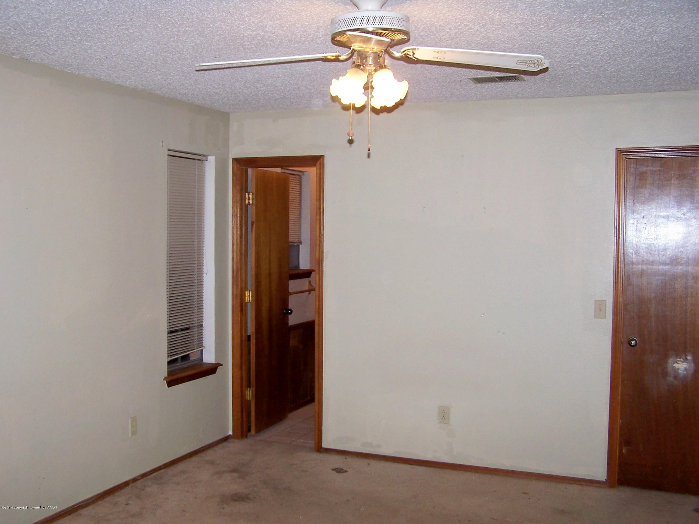 4402 Ridgecrest Circle Amarillo, TX 79109 - Photo 9 of 17 Master Bedroom