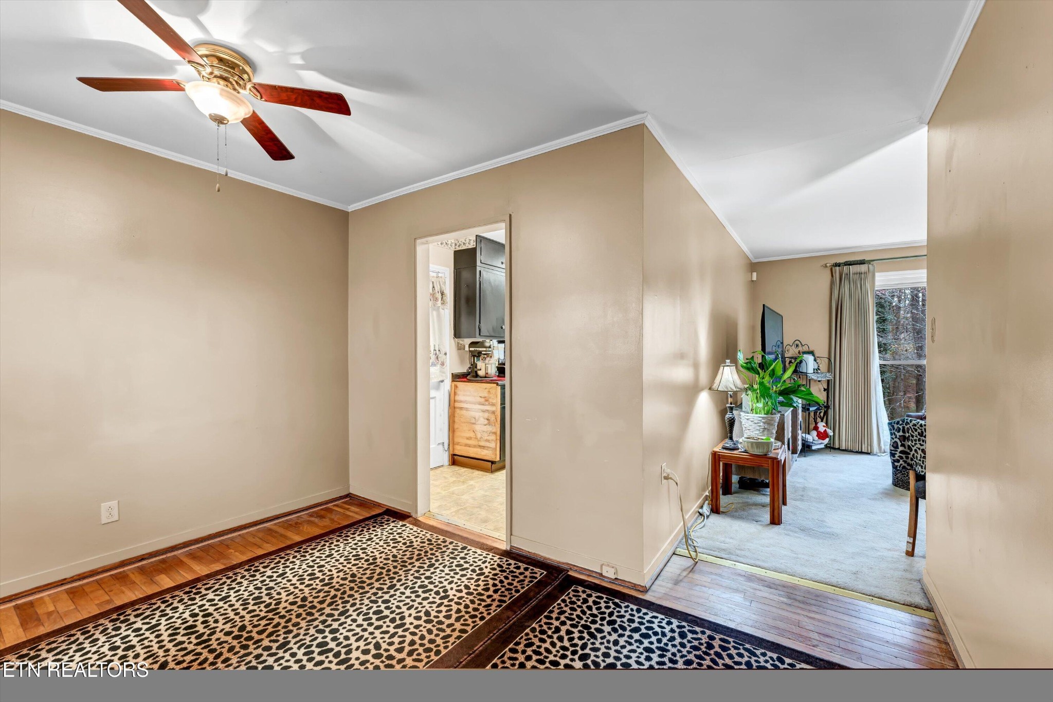 108 Andover Circle Oak Ridge, TN 37830 - Photo 2 of 22