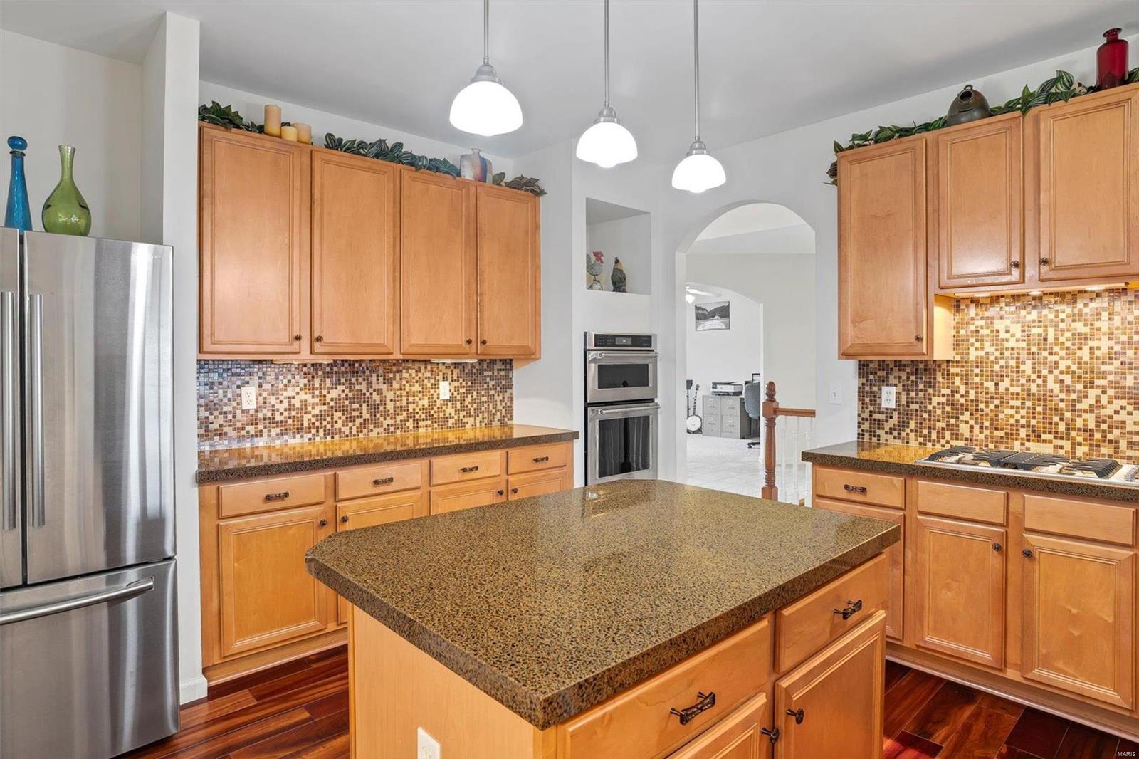 604 Bluffs View Court Eureka, MO 63025 - Photo 24 of 49