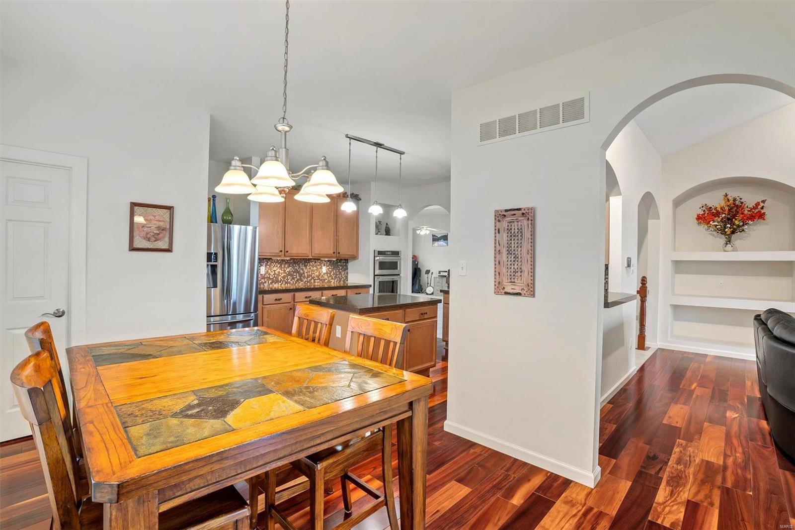 604 Bluffs View Court Eureka, MO 63025 - Photo 27 of 49