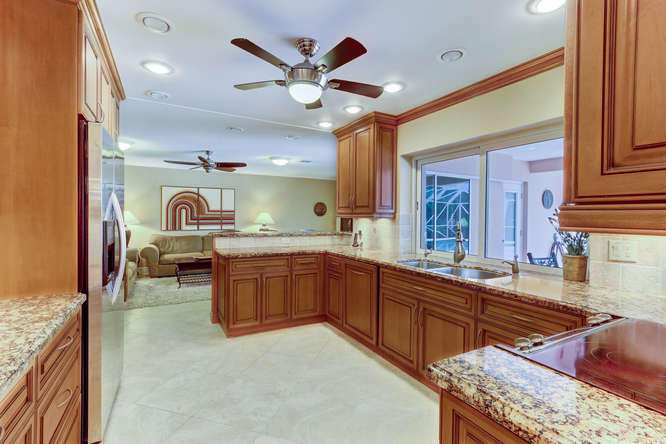 644 Northwest 9th Court Boca Raton, FL 33486 - Photo 7 of 25 644 NW 9th Ct Boca Raton FL-small-007-20