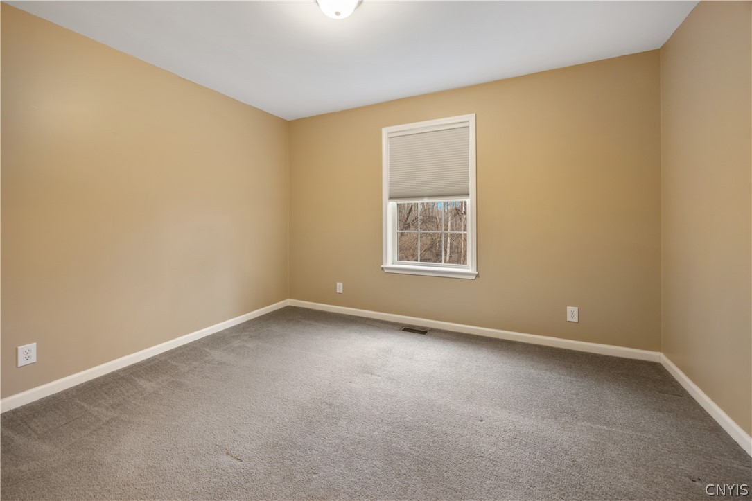 8759 Fergerson Road Cicero, NY 13039 - Photo 16 of 50