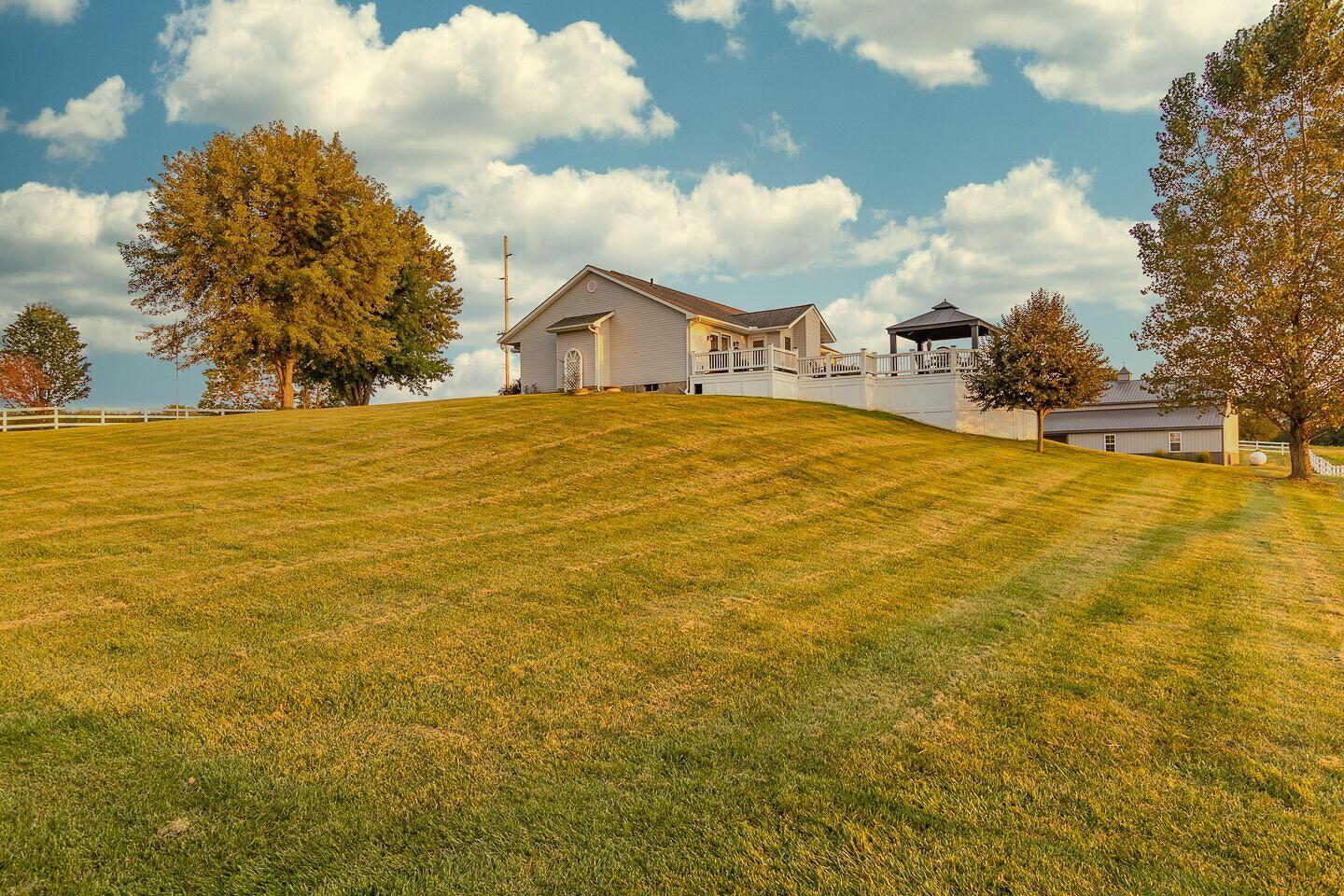 22095 Bolender Pontious Road Circleville, OH 43113 - Photo 9 of 35 30