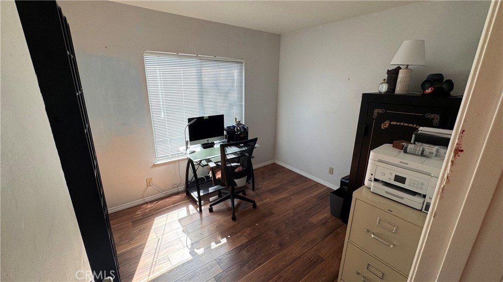 3942 Lecont Court Simi Valley, CA 93063 - Photo 13 of 22