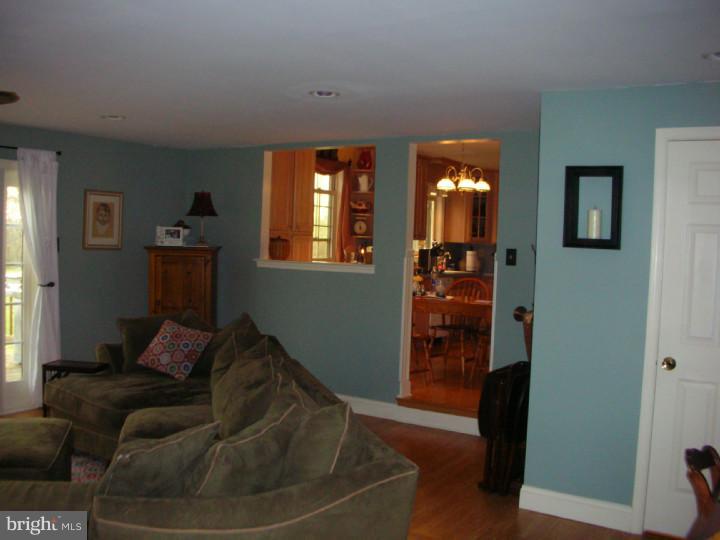 1034 Elephant Road Perkasie, PA 18944 - Photo 4 of 14 Family Room