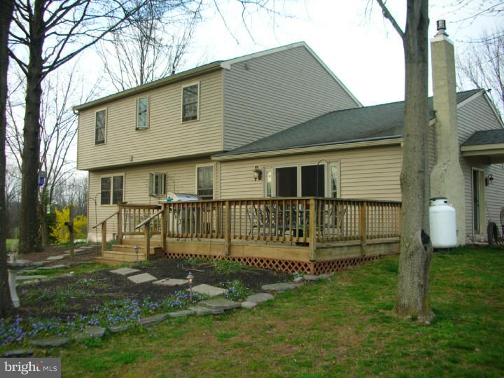 1034 Elephant Road Perkasie, PA 18944 - Photo 9 of 14 Deck