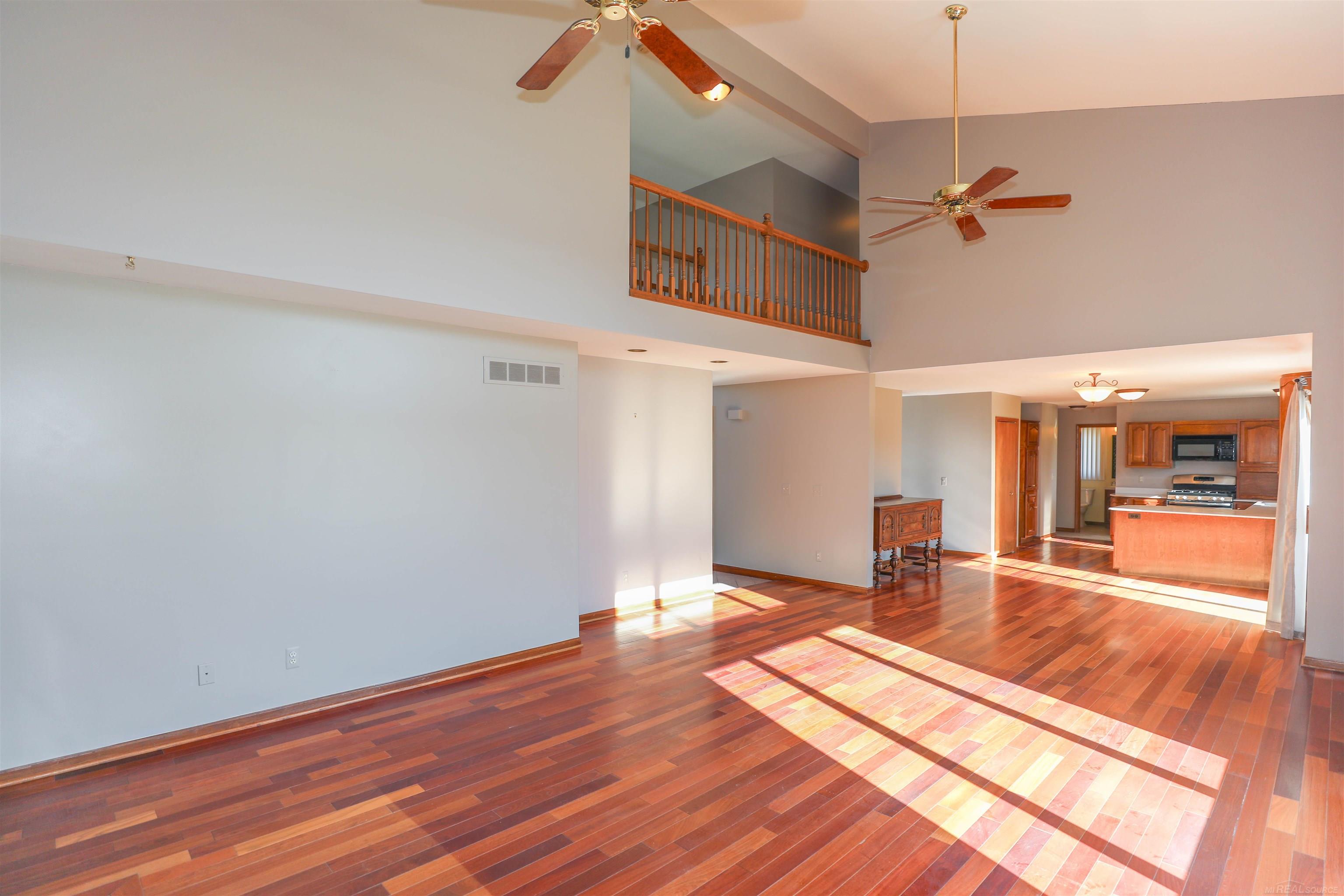 8065 Short Cut Road Fair Haven, MI 48023 - Photo 17 of 39 Great Room