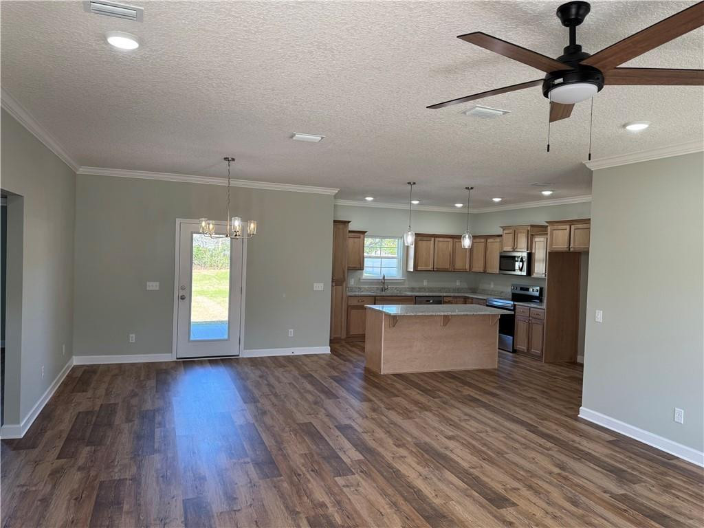 17634 Post Road South Waynesville, GA 31566 - Photo 8 of 21 Gallery Image 8