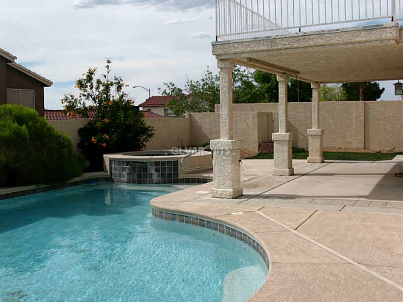 175 Lovett Road Henderson, NV 89015 - Photo 33 of 35 Patio/Deck.