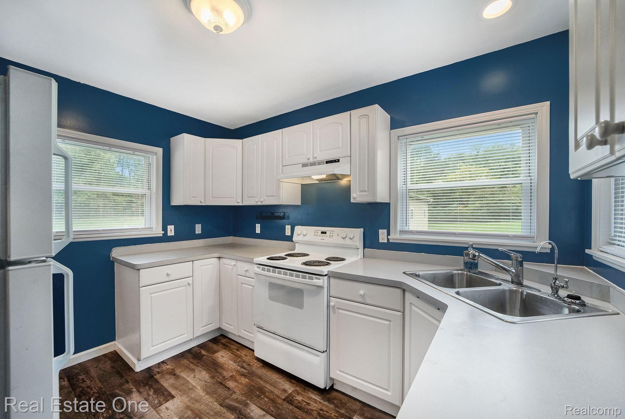 3900 Rohr Road Lake Orion, MI 48359 - Photo 17 of 25 017A7934.jpg