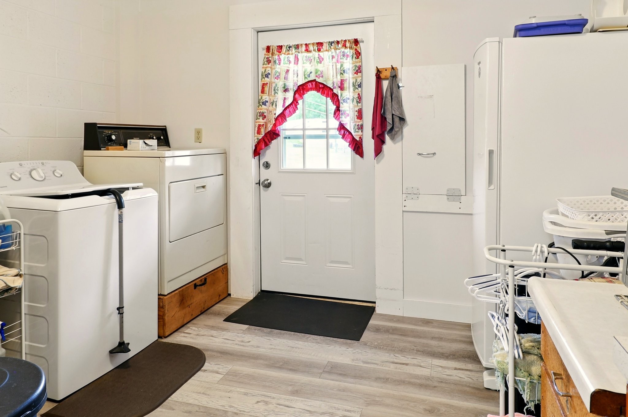 1142 Maxwell Road Belvidere, TN 37306 - Photo 11 of 29 a view of a workspace with furniture and wooden floor