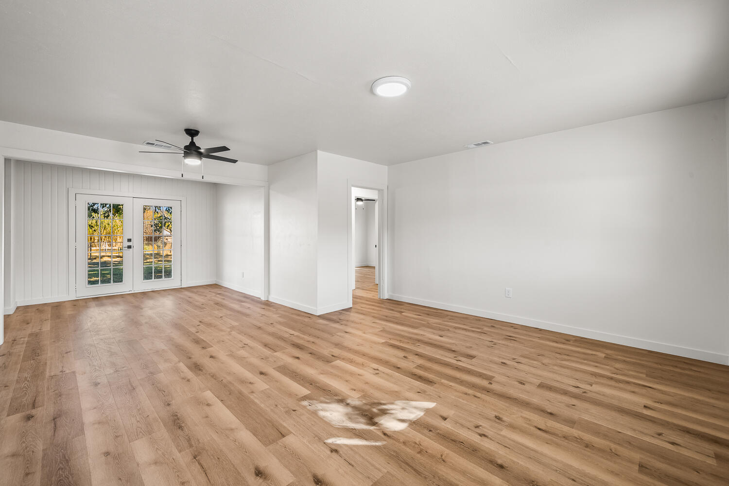 2712 37th Street Lubbock, TX 79413 - Photo 4 of 23 2712 37th St-14