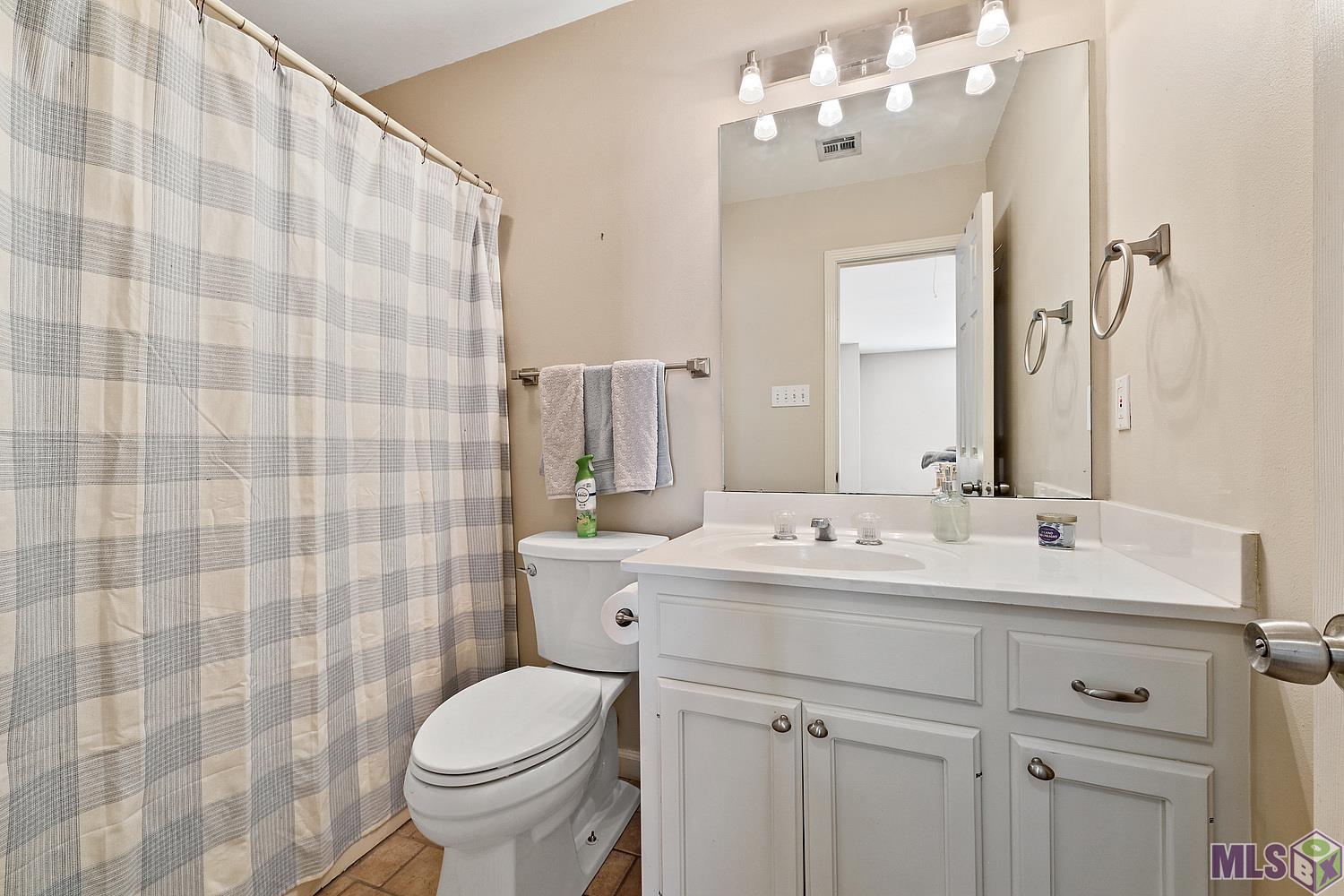 5050 Stumberg Lane Baton Rouge, LA 70816 - Photo 11 of 12