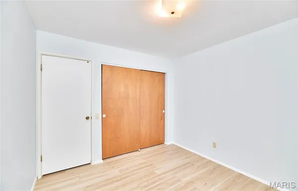 $2,300 | 815 Montmartre Court, St. Louis, MO 63141