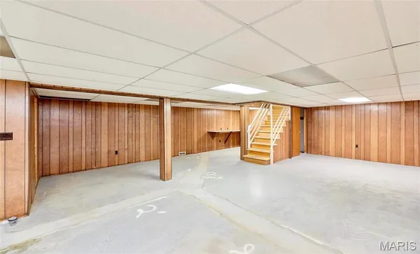 $2,300 | 815 Montmartre Court, St. Louis, MO 63141