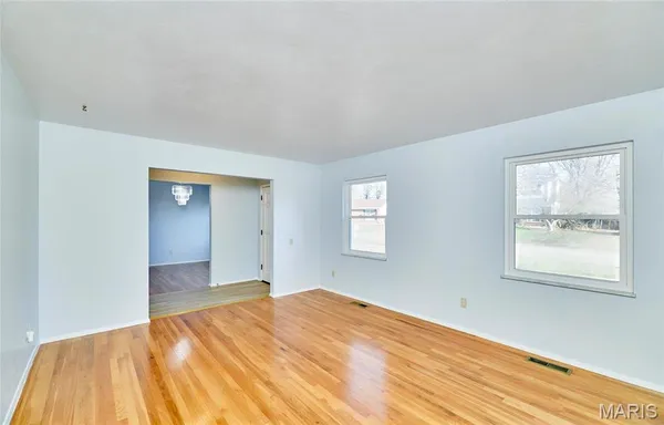 $2,300 | 815 Montmartre Court, St. Louis, MO 63141