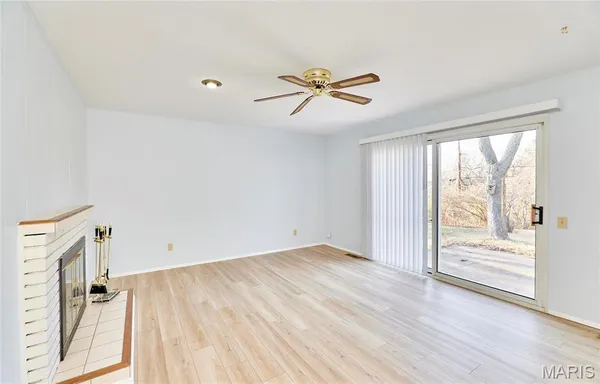 $2,300 | 815 Montmartre Court, St. Louis, MO 63141