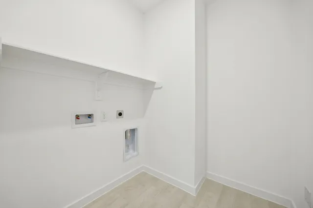 a view of utility room