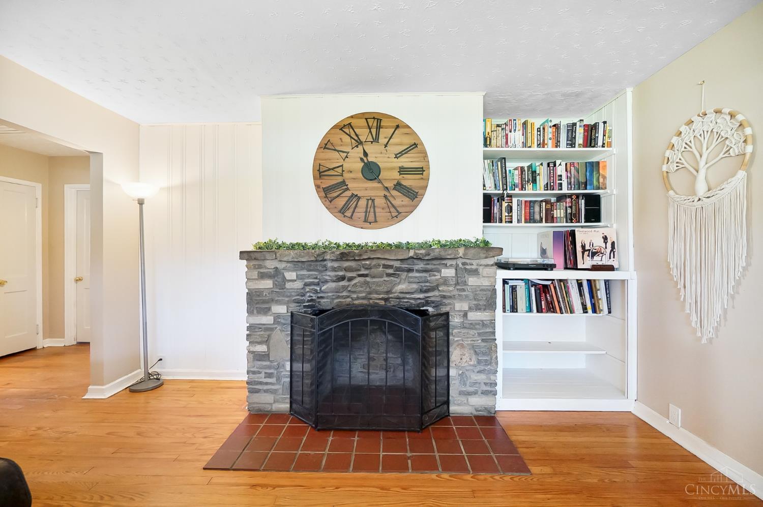 1014 Gaskins Road Cincinnati, OH 45245 - Photo 32 of 71