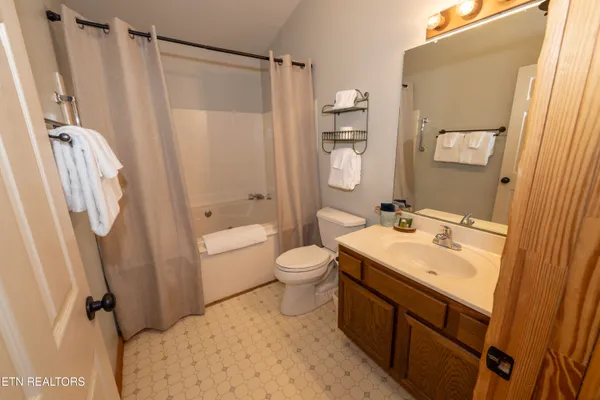 $399,000 | 407 Kurts Corner Road, Townsend, TN 37882