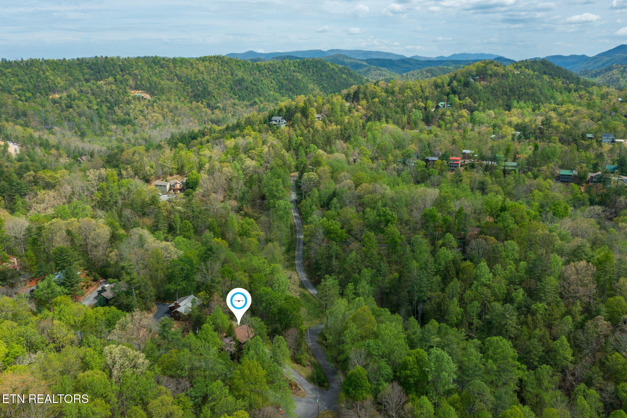 407 Kurts Corner Road Townsend, TN 37882 - Photo 20 of 26 homesandvideos aerials-14881m