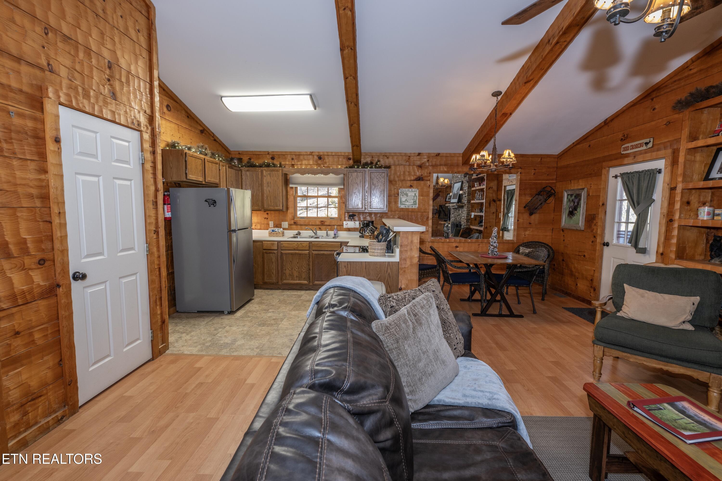 407 Kurts Corner Road Townsend, TN 37882 - Photo 4 of 26 0437