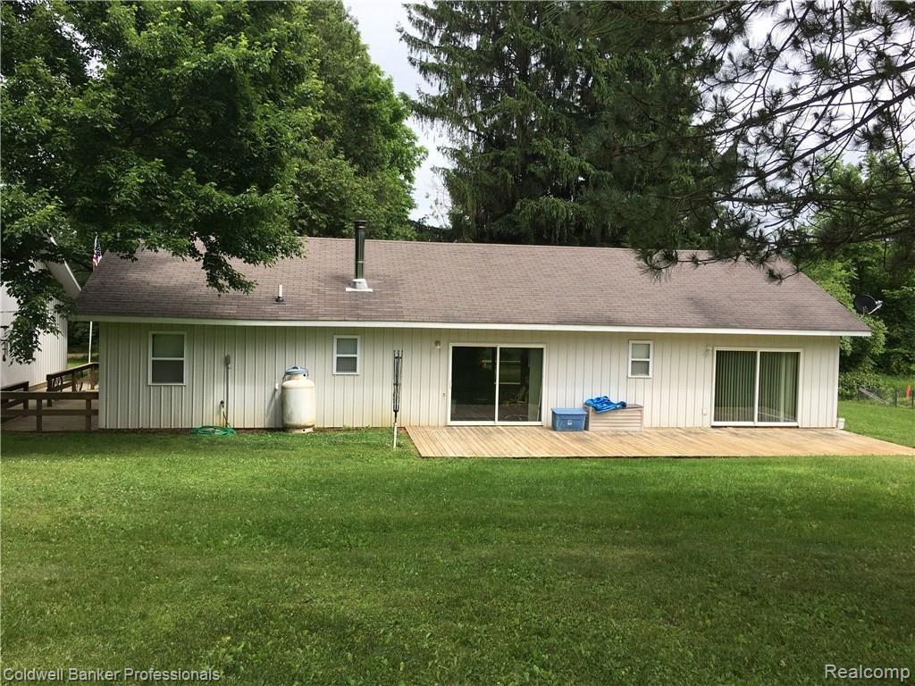 4100 Barber Road Metamora, MI 48455 - Photo 9 of 35 IMG_3588.JPG