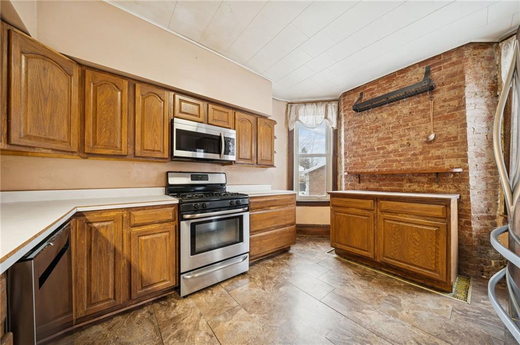 410 Point Street Saltsburg, PA 15681 - Photo 10 of 42