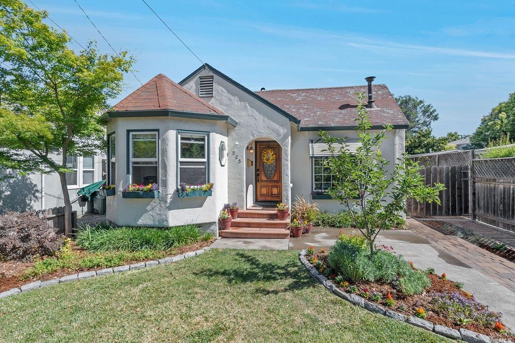 325 Carrillo Street Santa Rosa, CA 95401 - Photo 1 of 1 Gallery Image 1
