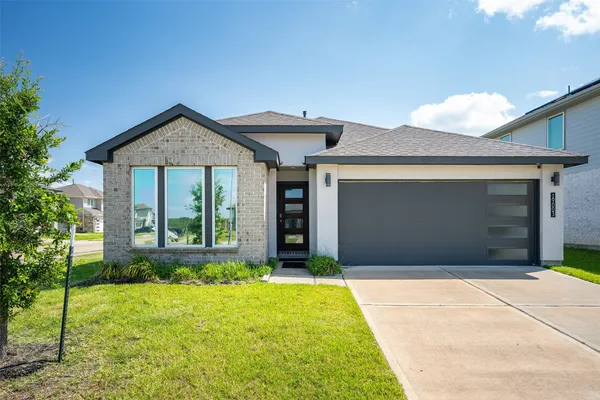 $2,200 | 19003 Derrington Mnr Lane, Richmond, TX 77407