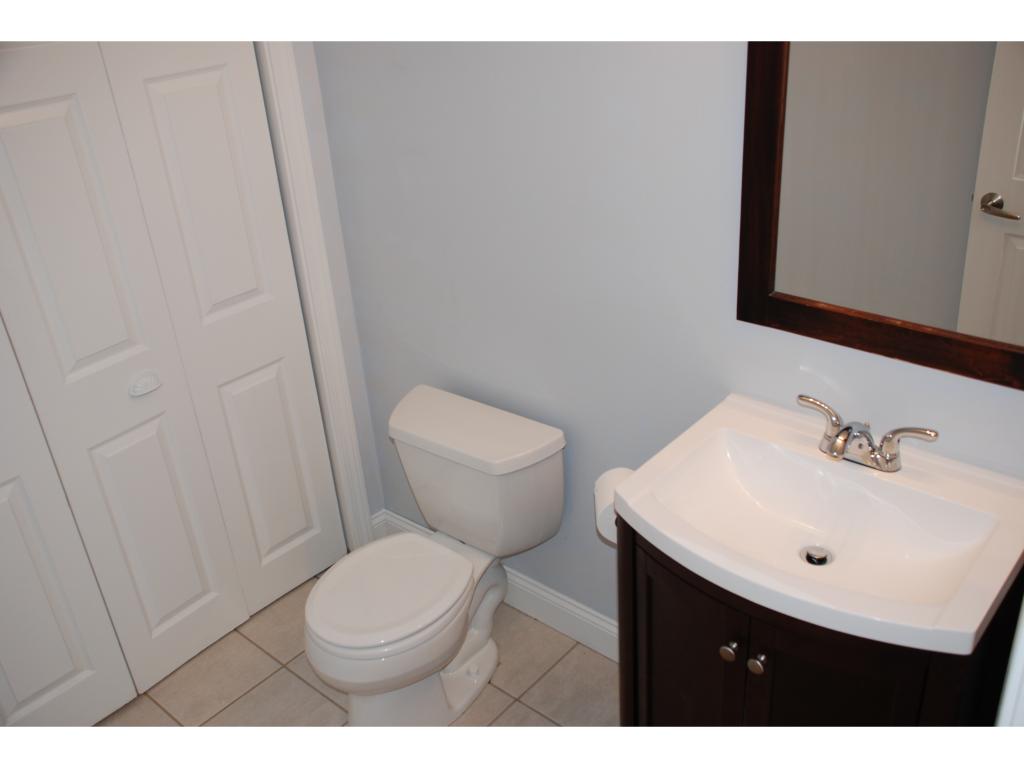 300 Circle Road, Unit 300 Manchester, NH 03103 - Photo 12 of 26
