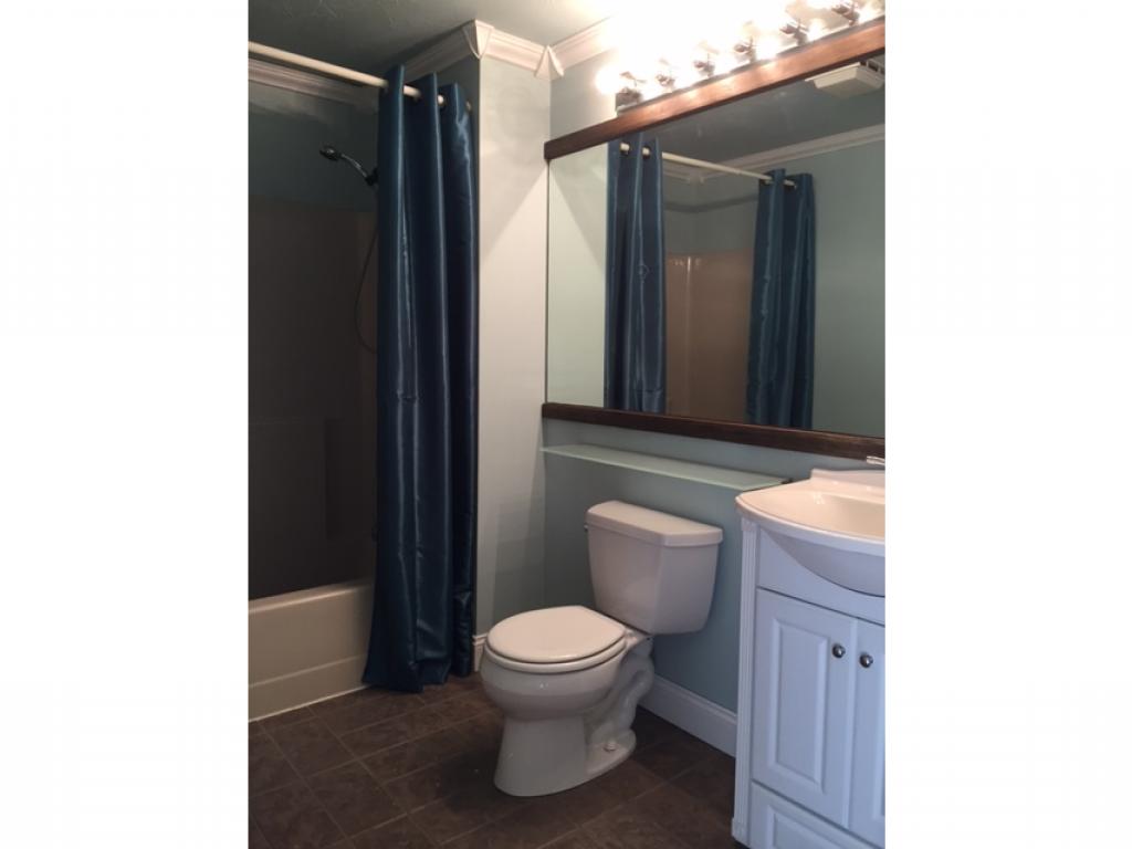 300 Circle Road, Unit 300 Manchester, NH 03103 - Photo 20 of 26