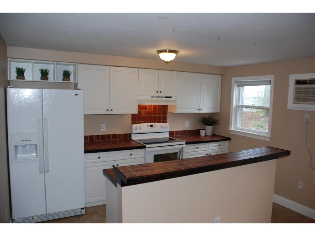 300 Circle Road, Unit 300 Manchester, NH 03103 - Photo 5 of 26