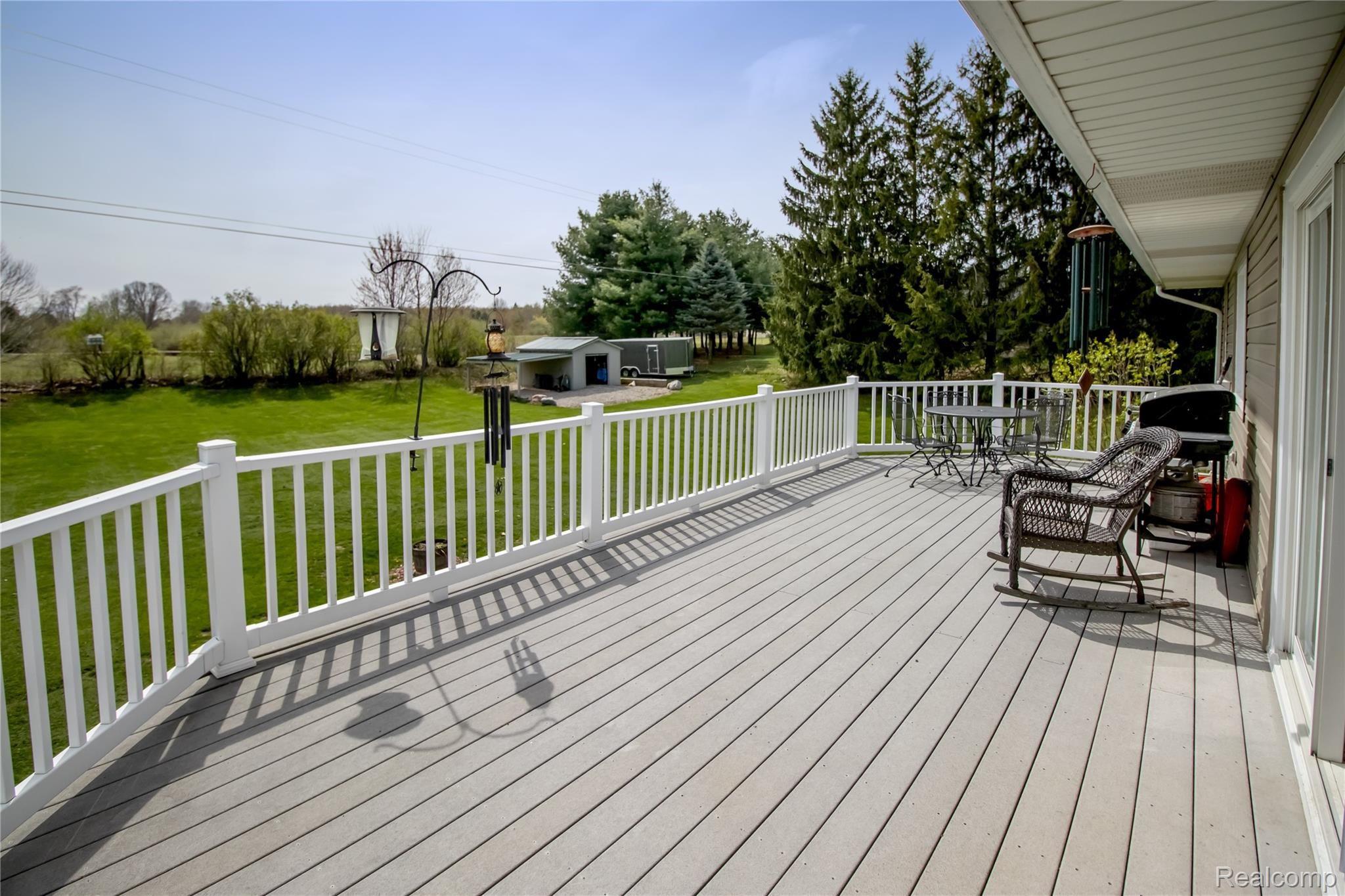 287 Triangle Lake Road Howell, MI 48843 - Photo 19 of 26 IMG_0264.jpg