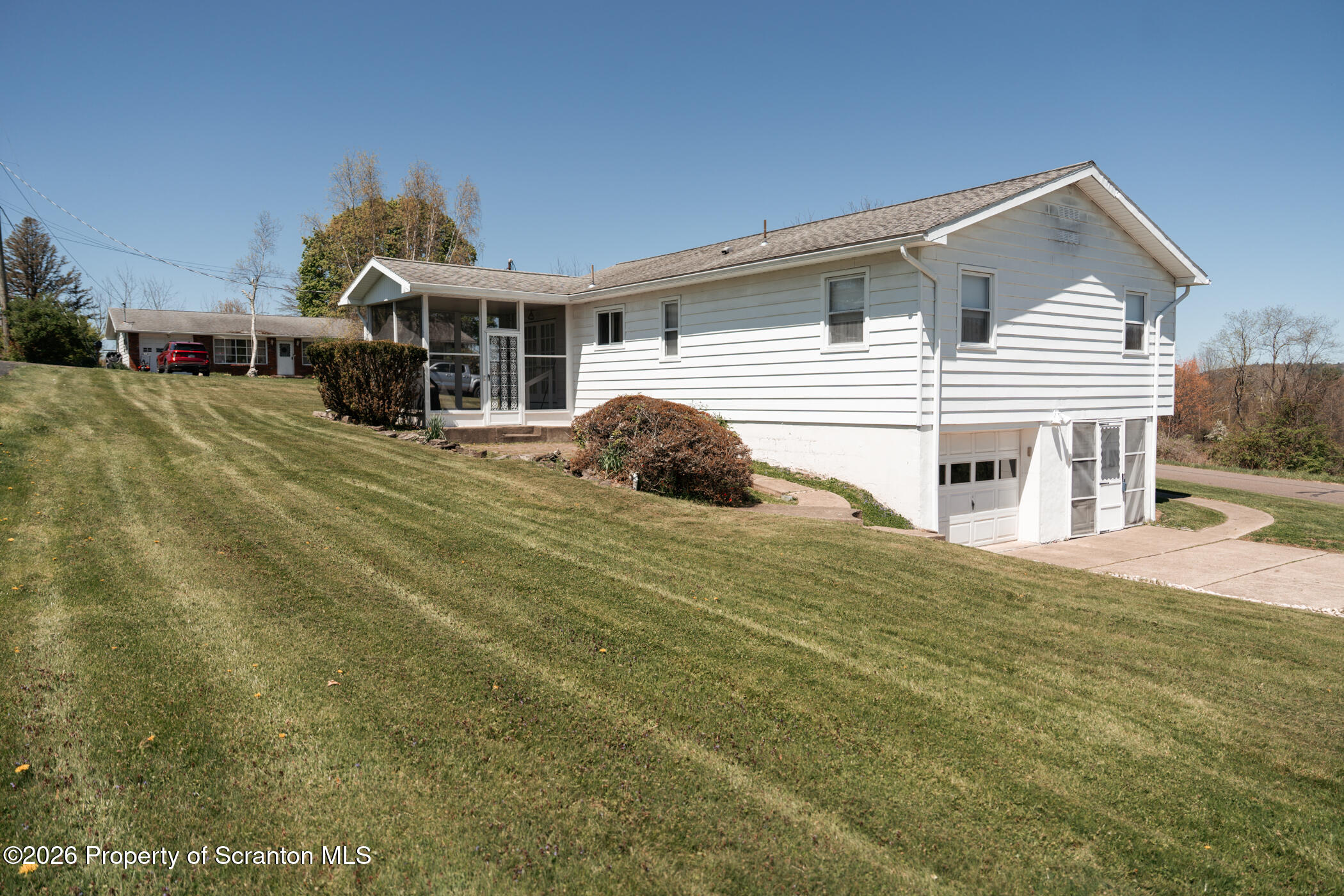14 Evans Street Shavertown, PA 18708 - Photo 8 of 34 A7408797