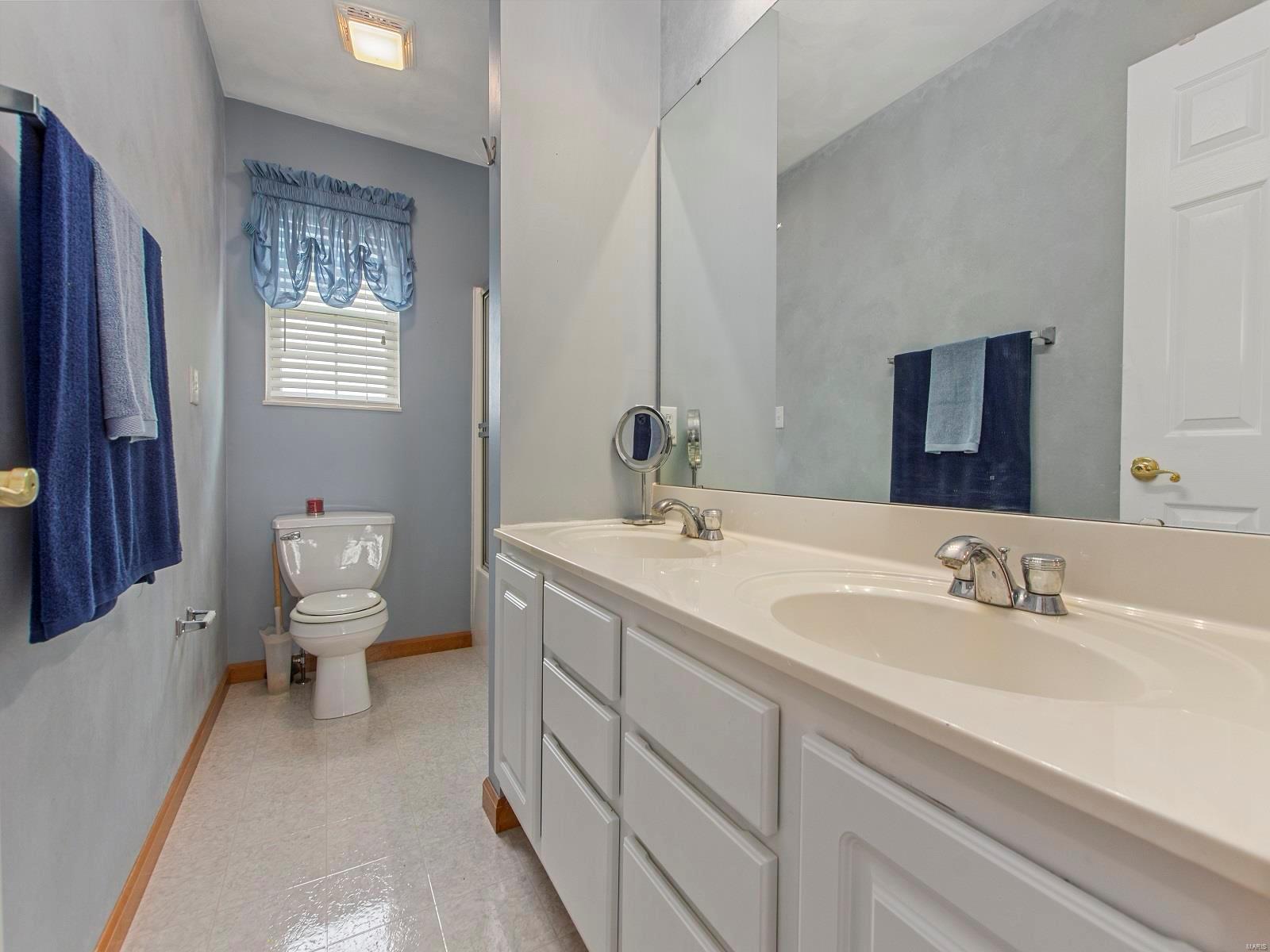 1239 Fox Ridge Court Shiloh, IL 62221 - Photo 35 of 70 Gallery Image 35