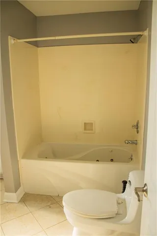 $255,000 | 2328 Mumphrey Road, Chalmette, LA 70043