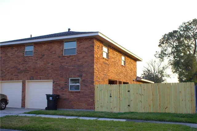 $255,000 | 2328 Mumphrey Road, Chalmette, LA 70043