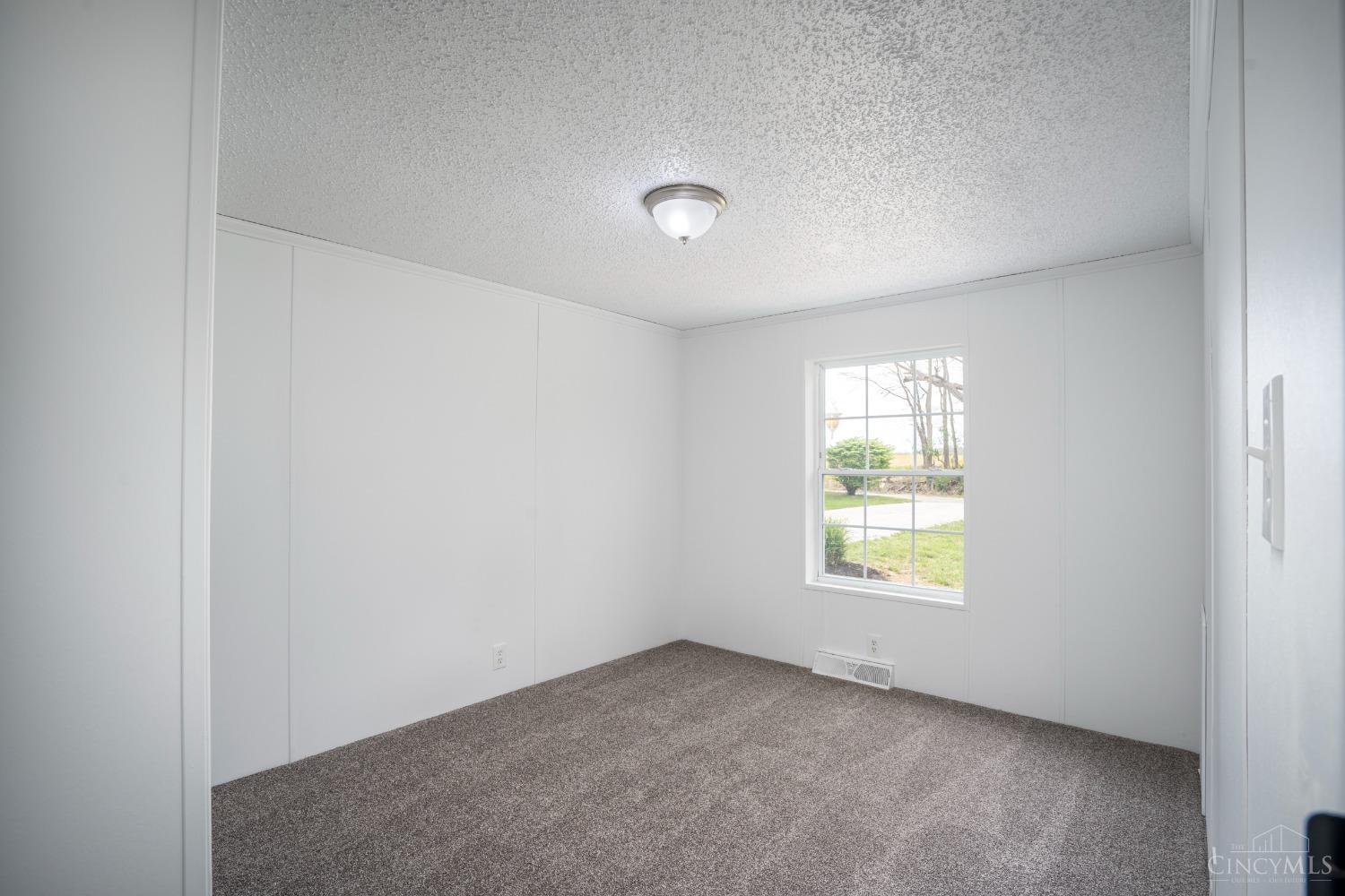 12984 Jamison Road Leesburg, OH 45135 - Photo 11 of 24 Gallery Image 11