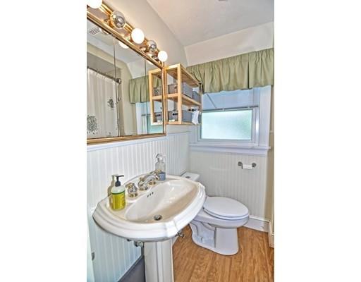 59 Bridle Road Billerica, MA 01821 - Photo 18 of 32 Gallery Image 18